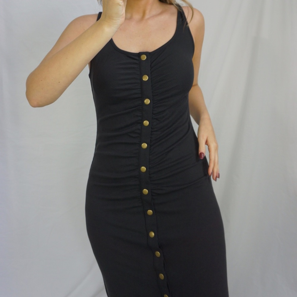 Heartloom Ribbed Midi Dress